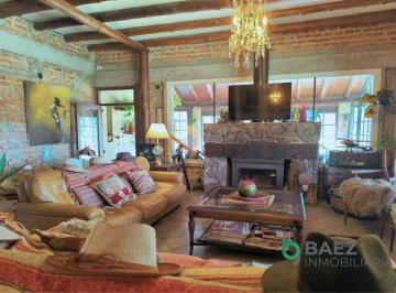 Hotel de 7 ambientes, Santa Mónica · Casa/posada en Venta - 7 Ambientes - Pileta – Santa Mónica - Córdoba