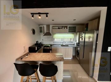 Departamento · 70m² · 3 Ambientes · 2 Cocheras · Departamento en Venta de 3 Ambientes con Cochera en Berazategui Centro