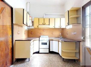 Casa · 76m² · 4 Ambientes · Casa en Venta - 2 Dorm. 1 Baño - 86 m² - La Plata