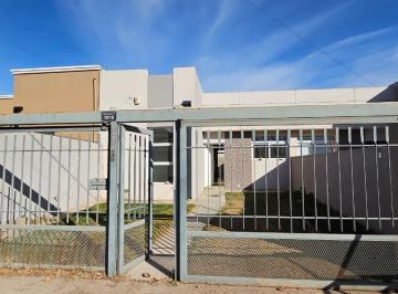 PH · 76m² · 3 Ambientes · 2 Cocheras · Venta Casa 3 Ambientes Toda en Planta B° Perticone.