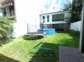 Casa · 130m² · 3 Ambientes · Casa en San Andres 3 Ambientes con Parque