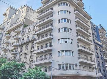 Departamento · 161m² · 5 Ambientes · 1 Cochera · Av Alvear - Ayacucho - Excelente Depto Unico Todo Esquina en Venta, Muy Especial!