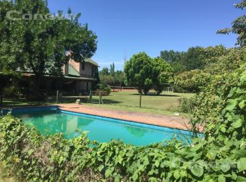 Casa · 150m² · 7 Ambientes · 4 Cocheras · Chacras *el Ocho* Pilar Temporada U$d 6.000. - Febrero 2026 U$d 4.000.