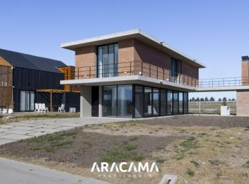 RRA-RR1-2032_2 · Casa en Alquiler en Lares de Canning - Canning