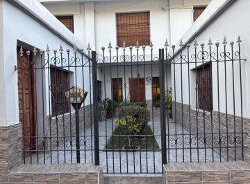 Foto · Casa Venta 4 Dorm. Barrio General Bustos Pileta