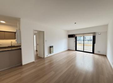 Departamento · 69m² · 4 Ambientes · Departamento en Venta de 3 Dorm. Reciclado a Nuevo!