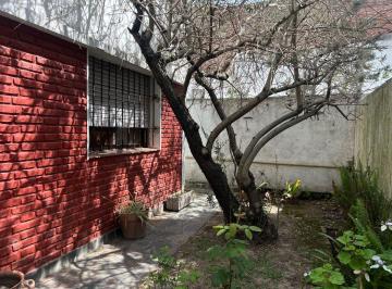 PH de 3 ambientes, La Plata · PH Interno a Reciclar en Venta 528 Entre 8 y 9 Tolosa Sup. Total 385 m