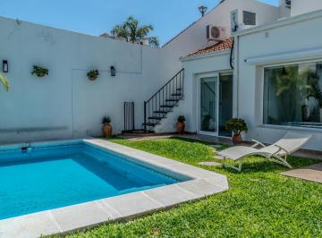 Casa · 151m² · 5 Ambientes · Venta Casa Santa Fe - Barrio Guadalupe