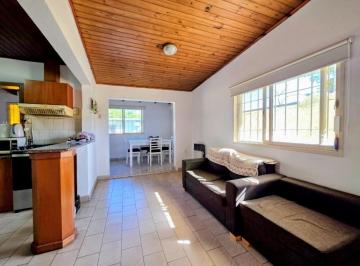 PH · 140m² · 3 Ambientes · Departamento PH en Venta en La Plata, G. B. a. Zona Sur, Argentina