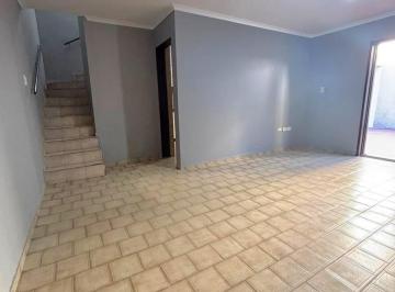 Departamento · 77m² · 3 Ambientes · Dúplex Interno de 2 Dorm. en El Centro en Buen Estado.