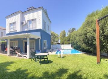 Casa · 140m² · 4 Ambientes · 1 Cochera · Casa 3 Dorm. en Casas del Lago, Portezuelo