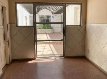 Oficina comercial · 214m² · Oficinas/consultorio en Venta en Pleno Centro 27 de Abril 720