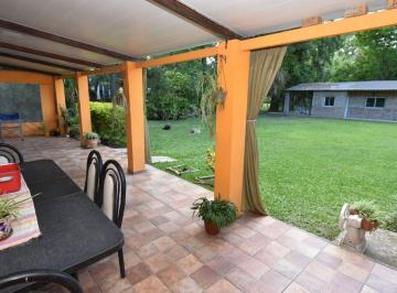Casa de 7 ambientes, San José del Rincón · Dos Casas en un Predio de 1400 m² (70x20) Sobre Ruta1 Km 5 en Villa California San José de Rincón.
