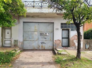 Bodega-Galpón · 163m² · 2 Ambientes · Galpón en Venta, 163 m², en Campana Centro, Gba Norte