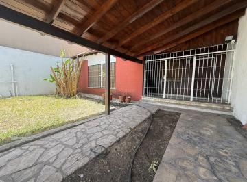 Casa · 163m² · 4 Ambientes · 1 Cochera · Venta Chalet con Lote Para Inversor en Pilar Centro, Pilar, G. B. a. Zona Norte