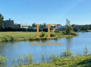 Terreno · 941m² · Venta Excelente Lote a Laguna en San Matías, Área 5. Escobar
