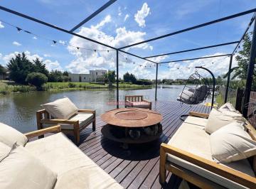 LHP-LHP-3129_2 · Casa en Venta a La Laguna con Pileta - San Benito Villanueva