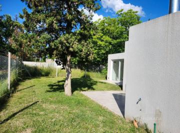 Casa · 80m² · 3 Ambientes · 2 Cocheras · Venta Casa a Estrenar 3 Amb