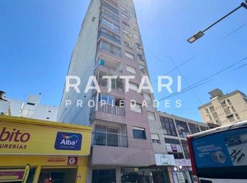 Departamento de 4 ambientes, General San Martín · Venta de Departamento 4 Ambientes con Balcón, San Martín Centro. Oportunidad