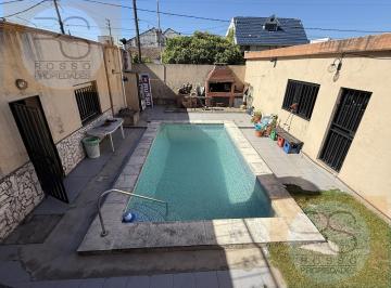 Casa · 174m² · 4 Ambientes · 2 Cocheras · Casa 4 Ambientes en Venta - Ramos Mejía