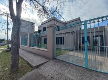 Casa · 8 Ambientes · 1 Cochera · Casa en Venta