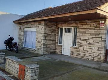 Casa de 3 ambientes, Mar del Plata · Chalet en Venta C/ Cochera en San Cayetano