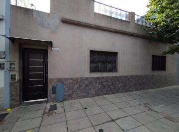 PH de 3 ambientes, La Matanza · Casa en P. H. de 3 Ambientes en Venta