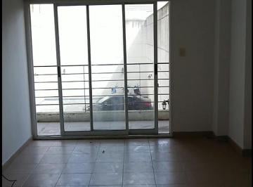 Departamento de 1 ambiente, Boedo · Excelente Monoambiente, Piso 1° Av Independencia 4060.