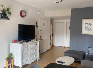 Consultorio de 3 ambientes, Lanús · Venta Departamento 3 Ambientes Uso Profesional o Vivienda - Centro Lanús