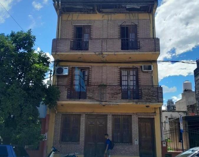 Local comercial · 740m²