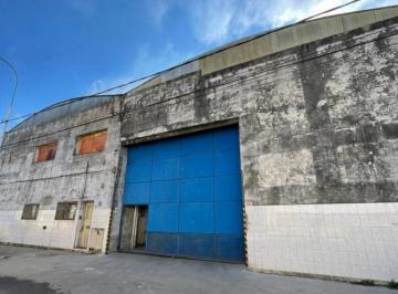 Bodega-Galpón · 2200m² · Galpón en Venta en Tres de Febrero, Zona Oeste