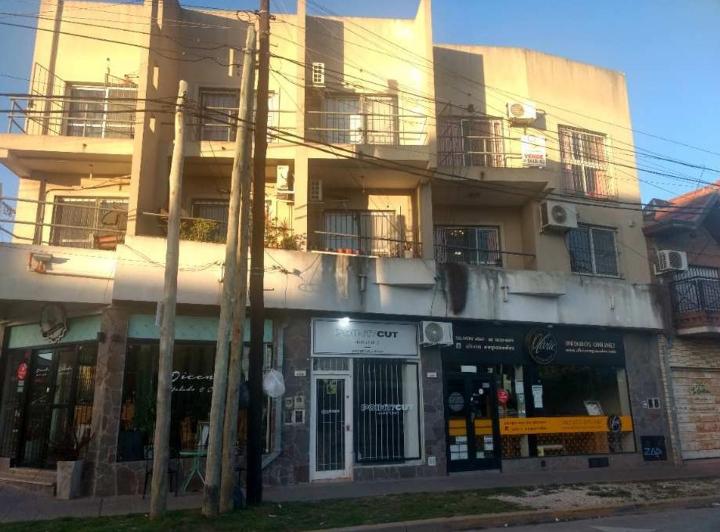 Departamento · 100m² · 4 Ambientes · 1 Cochera