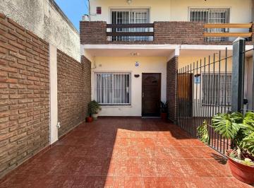 PH · 77m² · 3 Ambientes · 1 Cochera · Duplex de 3 Ambientes con Patio, Parrilla y Espacio Guarda Coche - Wilde