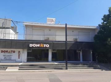 Local comercial · 204m² · 3 Dormitorios · Venta de Importante Local con Vivienda en Santa Rosa