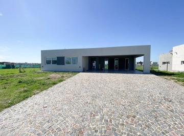 Casa de 5 ambientes, Ezeiza · Casa a Estrenar de 5 Ambientes en Barrio San Simón, Canning