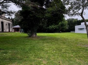 Terreno · 1070m² · Terreno en Abril Club de Campo Barrio La Reja K23