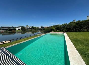 Casa de 8 ambientes, Tigre · Casa Estilo Frances Impecable a La Laguna