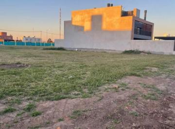 Terreno · 210m² · Venta Lote 210 m Prados de Manantiales