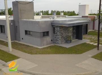 Casa de 10 ambientes, Alta Gracia · Casa de Categoria en Reserva Tajamar