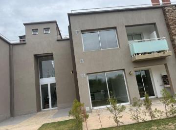Departamento de 2 ambientes, Ciudad de Mendoza · Cl/inmobiliaria Vende Departamento de un Dormitorio Compleo Cepas Cabernet Barrio Dalvian.