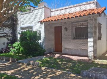 Casa de 3 ambientes, Quilmes · Venta de Casa Apto Credito