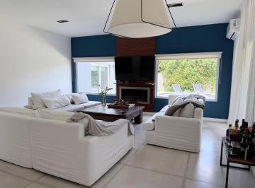 Casa · 135m² · 4 Ambientes · Venta | Casa en Los Abedules | Vco Propiedades