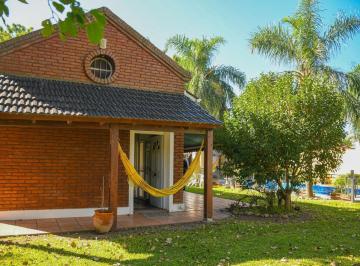Casa · 120m² · 4 Ambientes · Casa en Venta en Villa Amelia 2 Dorm, Pileta y 800 m² de Terreno