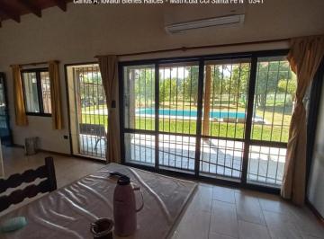 Casa · 208m² · 9 Ambientes · 2 Cocheras · Casa en Venta en Colastiné 4 Dorm. - Piscina
