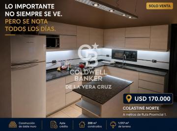 Casa · 208m² · 9 Ambientes · 2 Cocheras · Casa en Venta en Colastiné 4 Dorm. - Piscina