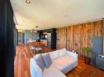 Casa · 90m² · 1 Dormitorio · Venta Casa Moderna con Vista | Arquitectura Única y Entorno Natural