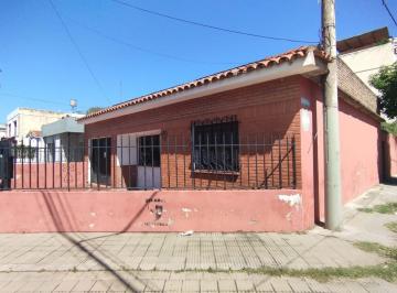 Casa · 117m² · 3 Ambientes · 1 Cochera · Venta - Casa de 2 Dorm. - Barrio Matheu