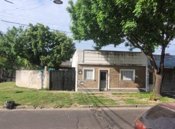 Casa · 250m² · Casa en Rosario