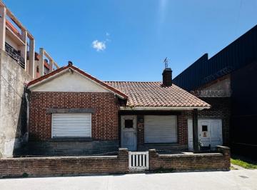 Casa · 140m² · 3 Ambientes · 1 Cochera · Casa en Mar del Plata