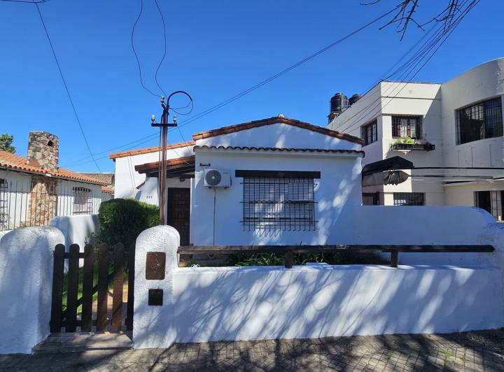 Casa · 156m² · 4 Ambientes · 1 Cochera